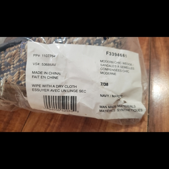 New Navy & Tan Wedge chic sandals women's size 7 - Picture 5 of 10